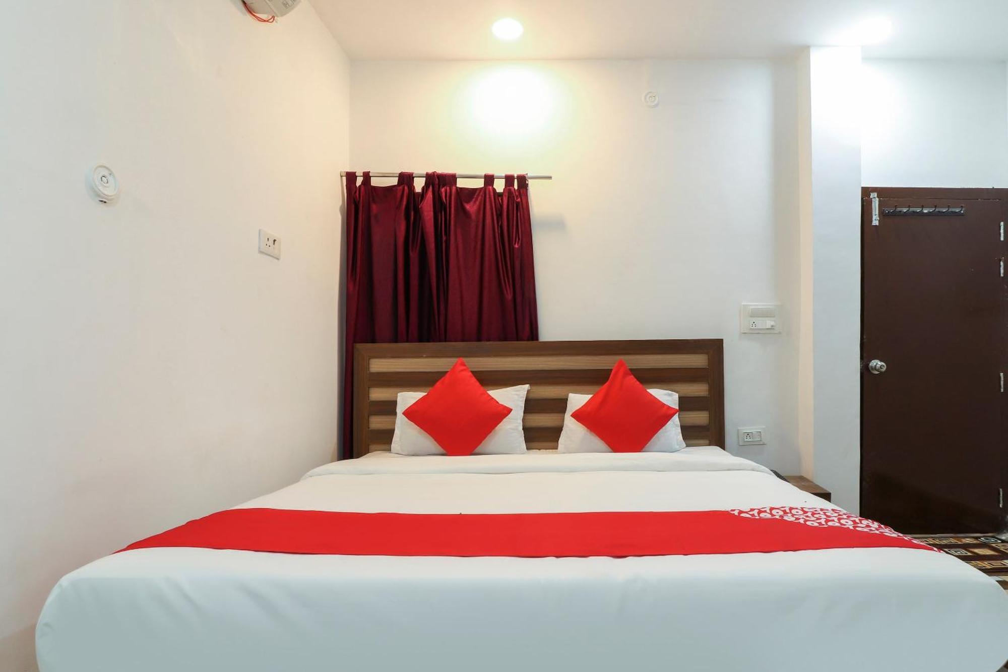 Hotel O Ram Inn Ayodhya Exterior foto